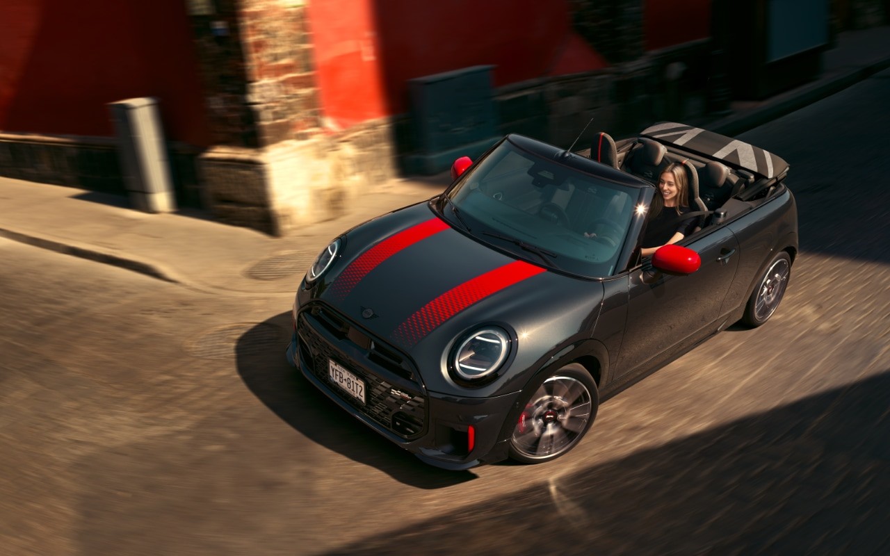 MINI COOPER JCW CABRIO